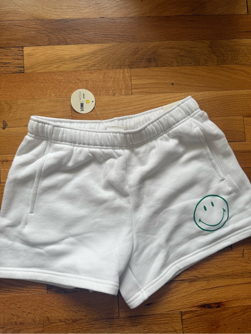 ARIE White Fleece Lounge Shorts
Size Small
